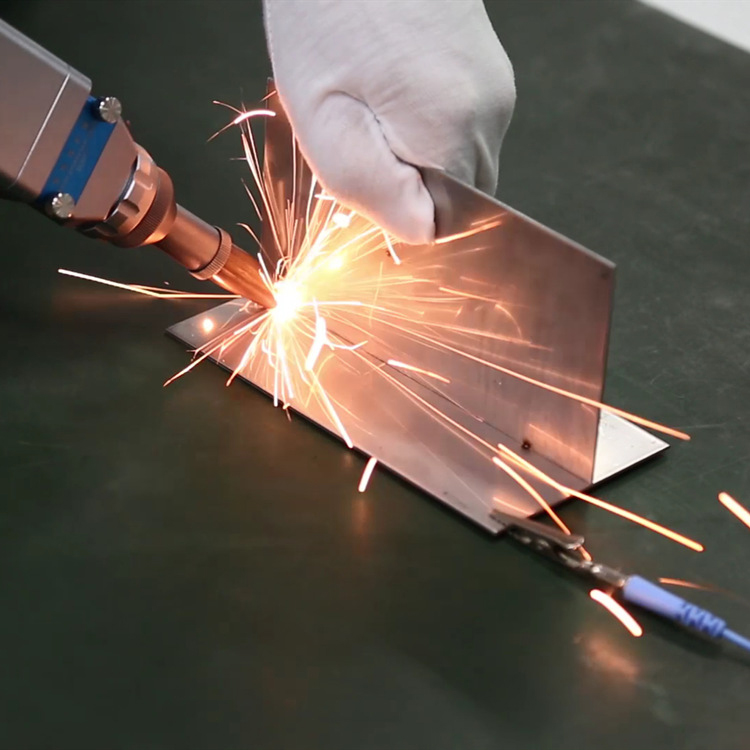 激光焊接機 激光焊接機